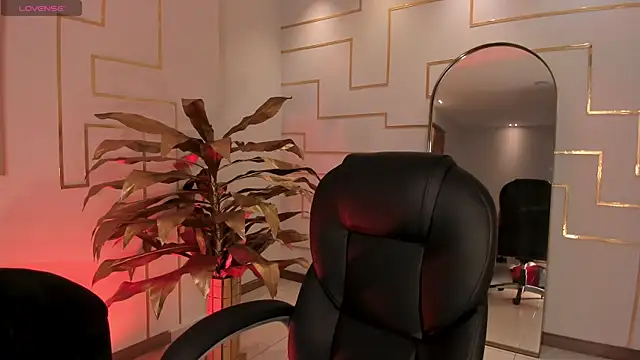 Snapshot of AmberFarrell chatting on October 31, 2025, 8:54 pm AmberFarrell online show from October 31, 2025, 8:54 pm