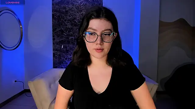 Snapshot of AmberFarrell chatting on November 21, 2025, 8:18 pm AmberFarrell online show from November 21, 2025, 8:18 pm