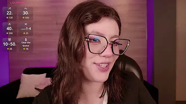 Snapshot of AmberFarrell chatting on January 8, 2026, 8:22 pm AmberFarrell online show from January 8, 2026, 8:22 pm