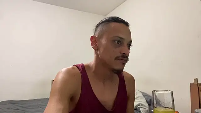 Snapshot of villanocat chatting on December 14, 2024, 4:12 am villanocat online show from December 14, 2024, 4:12 am