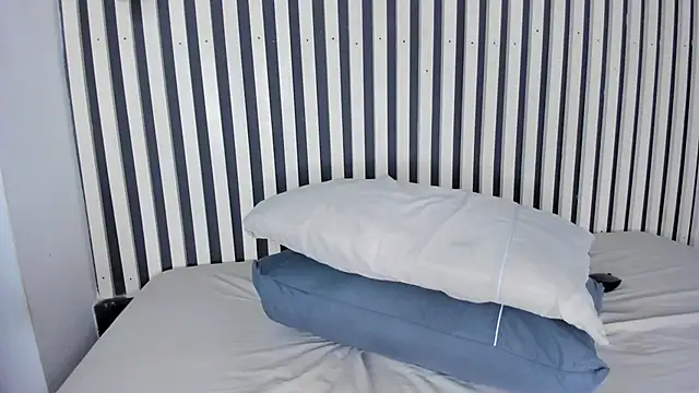 Snapshot of shysweets chatting on February 9, 2025, 5:22 pm shysweets online show from February 9, 2025, 5:22 pm