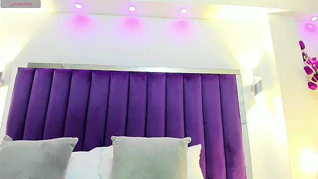 Snapshot of HannaPaola chatting on January 18, 2025, 4:15 am HannaPaola online show from January 18, 2025, 4:15 am