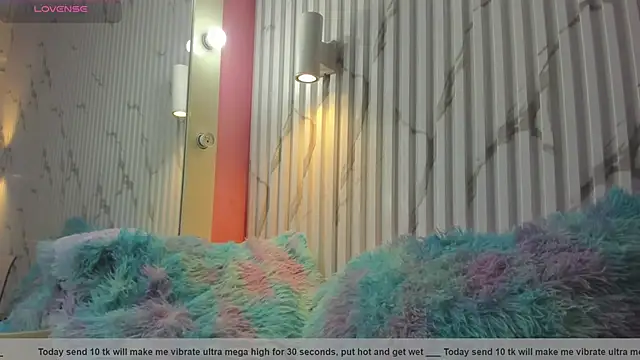 Snapshot of valentina_lux chatting on October 21, 2025, 7:14 pm valentina lux online show from October 21, 2025, 7:14 pm