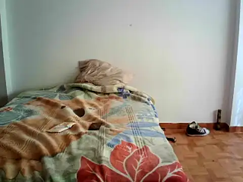 Snapshot of Hanna_Charming chatting on February 5, 2025, 2:37 pm Hanna Charming online show from February 5, 2025, 2:37 pm