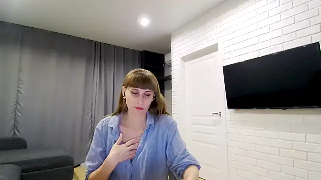 Snapshot of Daniella_Lorente chatting on October 27, 2025, 11:31 pm Daniella Lorente online show from October 27, 2025, 11:31 pm