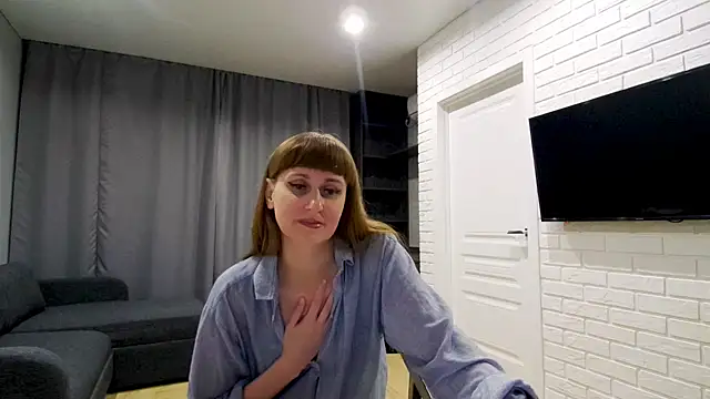 Daniella Lorente online show from May 16, 2026, 12:18 am