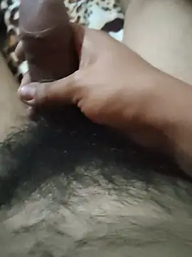 Snapshot of ElWeUltimO chatting on February 8, 2026, 4:05 am ElWeUltimO online show from February 8, 2026, 4:05 am