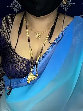 Snapshot of Queen_sakshi chatting on January 11, 2026, 4:45 pm Queen sakshi online show from January 11, 2026, 4:45 pm