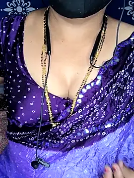 Snapshot of Queen_sakshi chatting on February 13, 2026, 6:15 pm Queen sakshi online show from February 13, 2026, 6:15 pm