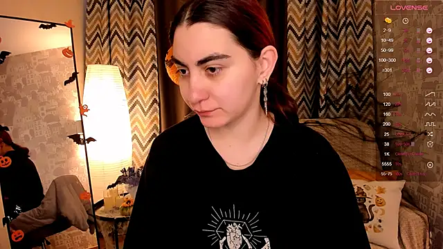 Snapshot of hannacheekss_ chatting on October 28, 2025, 3:54 am hannacheekss online show from October 28, 2025, 3:54 am