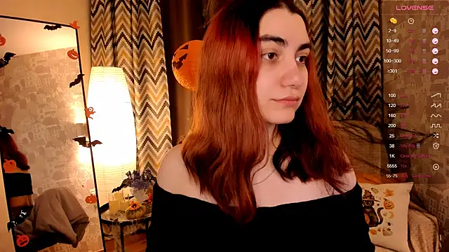 Snapshot of hannacheekss_ chatting on October 30, 2025, 2:02 am hannacheekss online show from October 30, 2025, 2:02 am