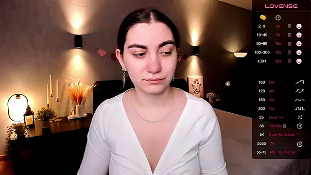 Snapshot of hannacheekss_ chatting on November 4, 2025, 1:59 am hannacheekss online show from November 4, 2025, 1:59 am