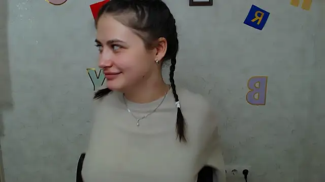 Snapshot of AliceSexyyy_ chatting on March 20, 2025, 11:27 am AliceSexyyy online show from March 20, 2025, 11:27 am
