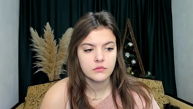 showmeparadise online show from January 22, 2025, 2:14 pm