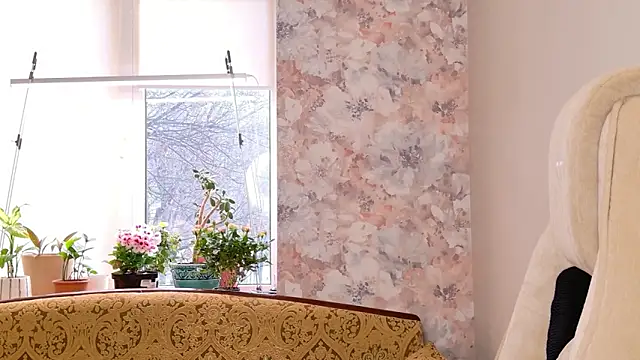 Snapshot of showmeparadise chatting on February 27, 2026, 2:50 pm showmeparadise online show from February 27, 2026, 2:50 pm