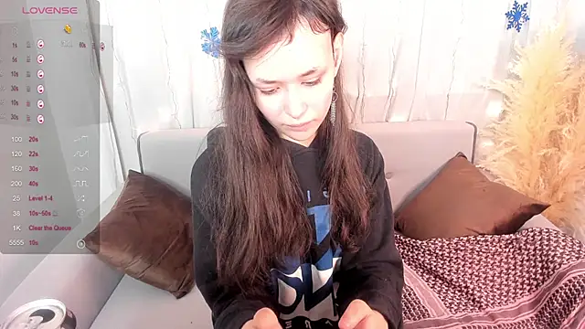 Snapshot of Emily_Strikeee chatting on December 25, 2024, 10:50 am Emily Strikeee online show from December 25, 2024, 10:50 am