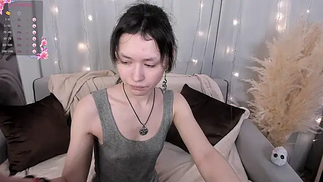 Snapshot of Emily_Strikeee chatting on January 21, 2025, 9:57 am Emily Strikeee online show from January 21, 2025, 9:57 am