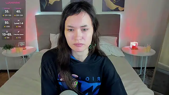 Snapshot of Emily_Strikeee chatting on September 9, 2025, 8:03 am Emily Strikeee online show from September 9, 2025, 8:03 am