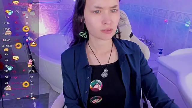 Snapshot of Emily_Strikeee chatting on September 17, 2025, 10:17 am Emily Strikeee online show from September 17, 2025, 10:17 am