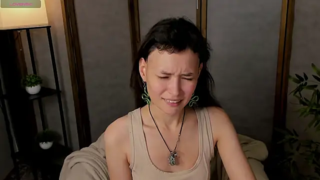 Snapshot of Emily_Strikeee chatting on September 19, 2025, 10:16 am Emily Strikeee online show from September 19, 2025, 10:16 am