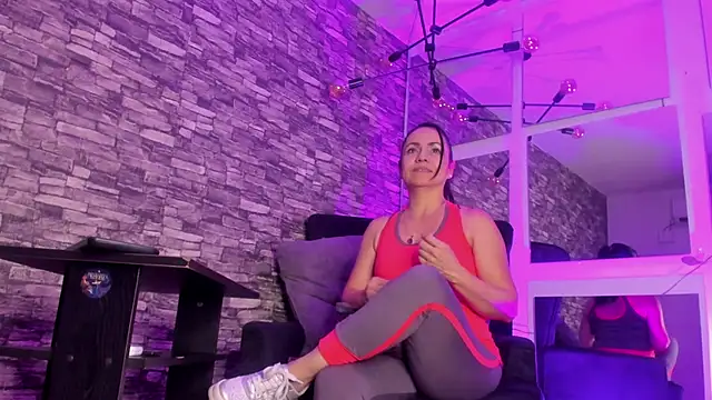 monicarousey online show from January 11, 2025, 10:40 am