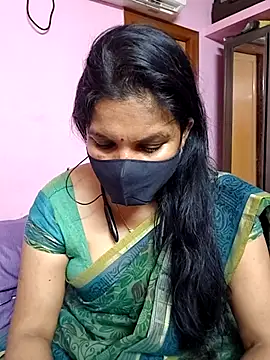 Lilly-queen online show from March 19, 2025, 2:02 pm