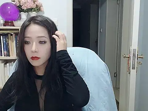 Snapshot of SuSushi728 chatting on December 18, 2025, 3:51 pm SuSushi728 online show from December 18, 2025, 3:51 pm