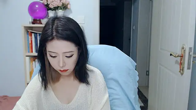 Snapshot of SuSushi728 chatting on May 19, 2026, 4:13 pm SuSushi728 online show from May 19, 2026, 4:13 pm