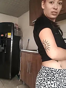 Tefannyy  online show from January 18, 2026, 2:43 pm