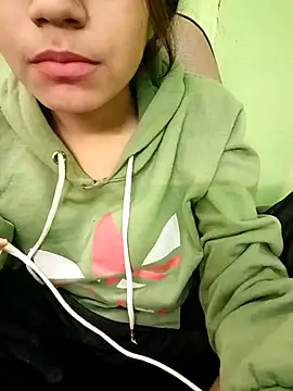 Snapshot of EACH_555 chatting on December 1, 2025, 6:46 pm EACH 555 online show from December 1, 2025, 6:46 pm