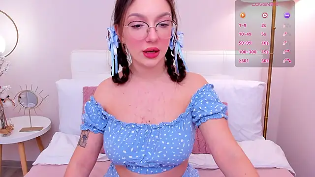 GiaCale online show from March 4, 2025, 11:40 am