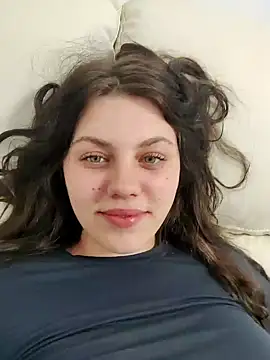 leeya lee online show from February 11, 2025, 4:55 am