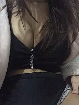 Yonaaaaaaaaa online show from February 6, 2025, 1:10 pm