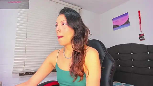 Snapshot of Selenakyle92_ chatting on September 11, 2025, 8:20 pm Selenakyle92  online show from September 11, 2025, 8:20 pm
