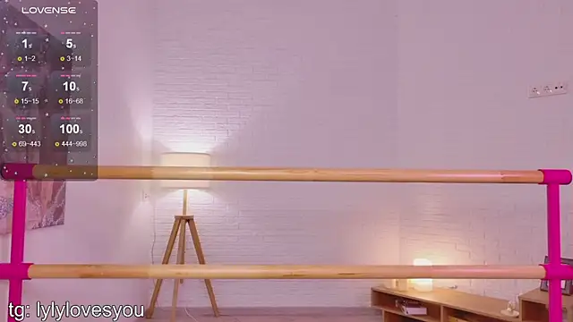 lylylovesyou online show from March 14, 2026, 5:57 am