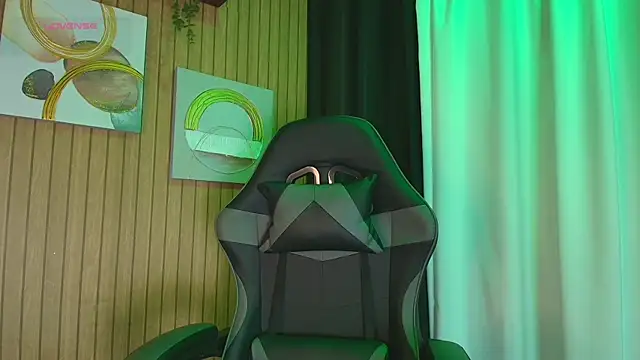 ArkaBella online show from November 5, 2025, 7:03 pm