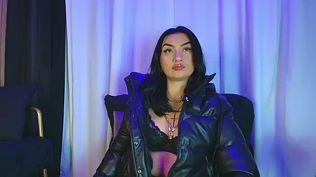 ArkaBella online show from November 19, 2025, 6:52 pm