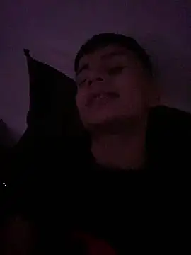 Snapshot of The__Rodriguez chatting on December 25, 2024, 6:52 am The Rodriguez online show from December 25, 2024, 6:52 am