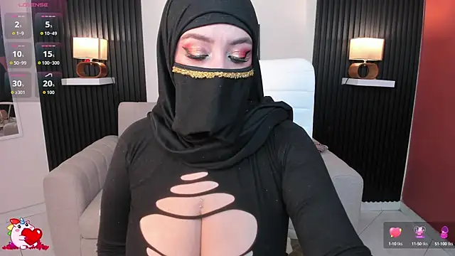 Snapshot of cloe_sirena chatting on September 21, 2025, 1:24 pm cloe sirena online show from September 21, 2025, 1:24 pm