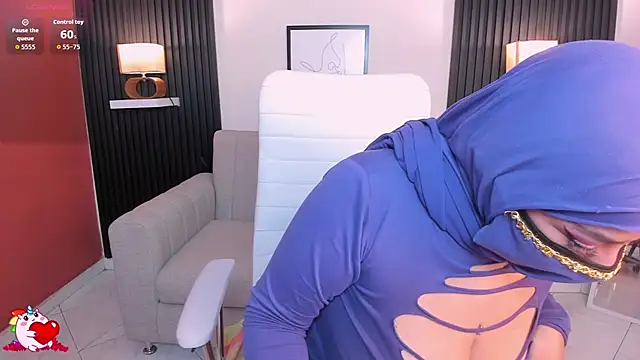 cloe sirena online show from November 11, 2025, 2:28 pm