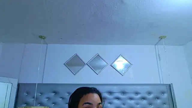 Snapshot of EileenBenzon chatting on May 5, 2026, 3:20 pm EileenBenzon online show from May 5, 2026, 3:20 pm