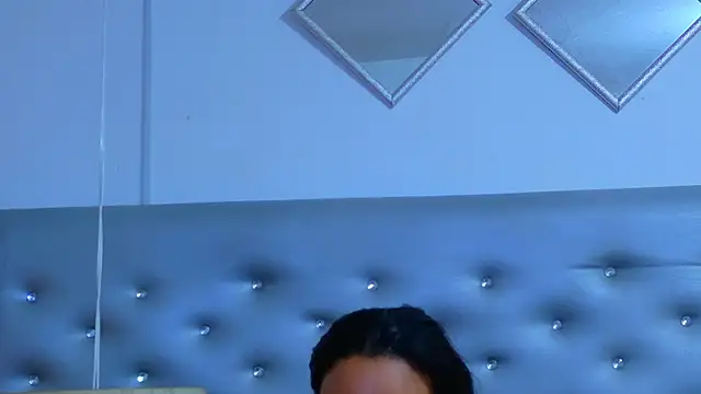 Snapshot of EileenBenzon chatting on July 10, 2026, 4:17 am EileenBenzon online show from July 10, 2026, 4:17 am