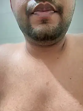 Snapshot of ved240 chatting on February 13, 2026, 7:10 pm ved240 online show from February 13, 2026, 7:10 pm