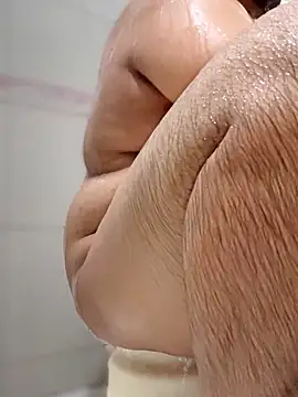 Snapshot of ved240 chatting on March 5, 2026, 6:48 pm ved240 online show from March 5, 2026, 6:48 pm