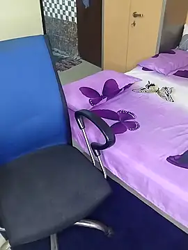 Black baby online show from March 1, 2025, 6:54 pm