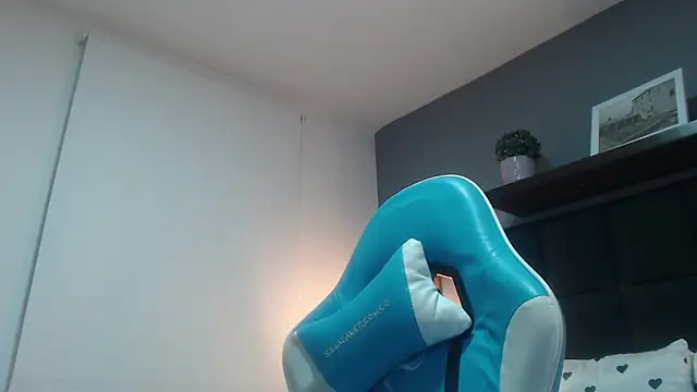 noaah brown online show from March 4, 2025, 12:12 pm