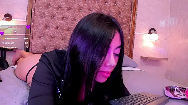 Snapshot of gaby_desire777 chatting on February 18, 2025, 6:37 am gaby desire777 online show from February 18, 2025, 6:37 am