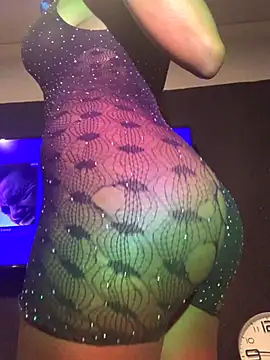 Snapshot of BlueIceCube chatting on September 25, 2025, 3:49 pm BlueIceCube online show from September 25, 2025, 3:49 pm