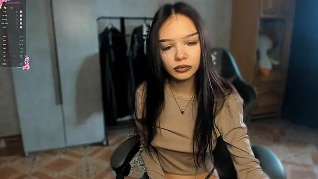 Snapshot of SweetyDeviliya chatting on March 18, 2026, 6:38 am SweetyDeviliya online show from March 18, 2026, 6:38 am