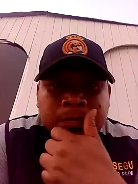 Snapshot of zeta29 chatting on January 17, 2025, 11:51 pm zeta29 online show from January 17, 2025, 11:51 pm